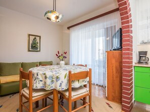 Apartment | Dining - Apartment on Vir Island Near Sandy Beaches (Vir)