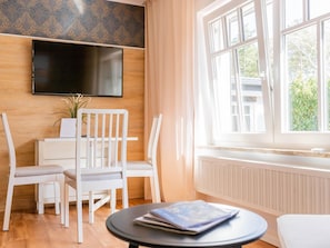 Apartment | Tempat makan