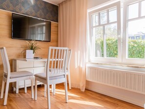 Apartment | Tempat makan