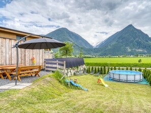 Apartment | Exterior - Chalet in Neukirchen With Mountain Views (Neukirchen am Grossvenediger)