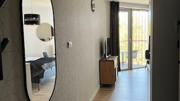 Apartment | 1 bedroom, bed sheets