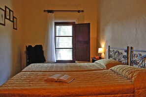 Apartment | 2 bedrooms - Apartment in Montaione With Carport (Montalcino)