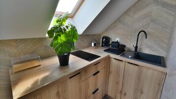 Apartment | Private kitchen | Electric kettle