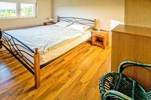 Apartment | 2 Schlafzimmer, individuell eingerichtet