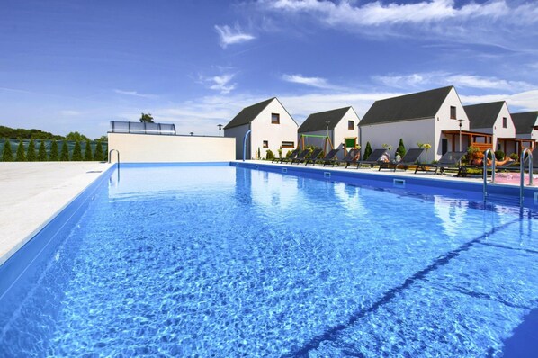 House | Pool