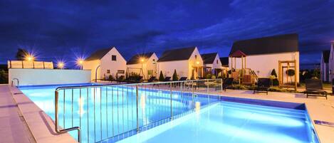 House | Pool | Outdoor pool, a heated pool