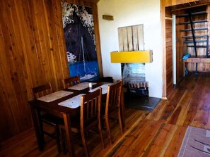 Dining - Summer House in Lazy by Lake Jamno (gmina Sianów)