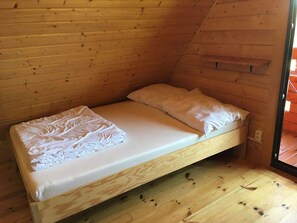 Hus | 2 sovrum och unika möbler