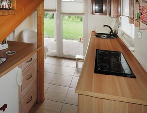 House | Private kitchen | Electric kettle, highchair