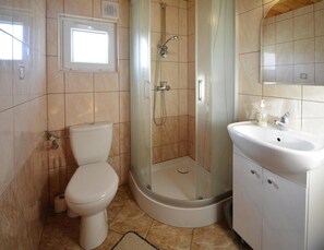 House | Bilik Mandi