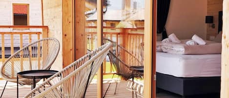 3 bedrooms, individually furnished