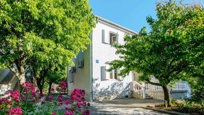 Apartment | Exterior - Apartment in Seline Near Paklenica Park (Starigrad)
