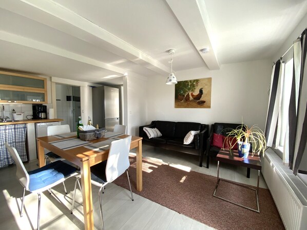 Apartment | Living room