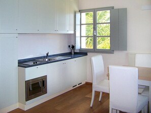 Apartment | Private kitchen | High chair