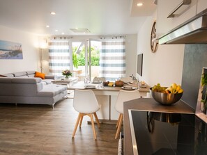 House | Dining - Ferienhaus in Damp Nahe Ostseestrand (Damp)