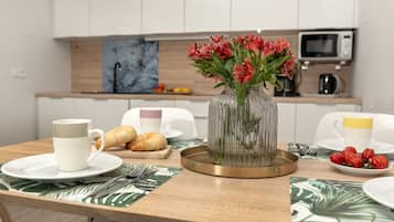 Apartment | Private kitchen | Electric kettle, highchair