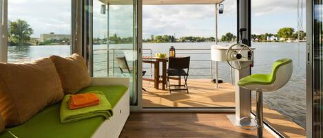 Mobile Home | Dining