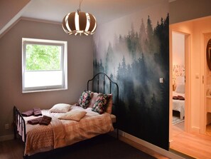 Huis | 4 slaapkamers, individueel gemeubileerd, beddengoed