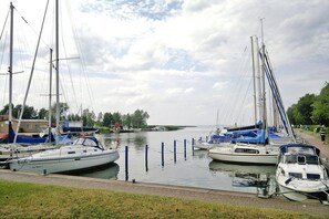 Lägenhet | Utsikt mot vattnet