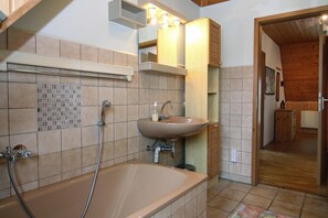 Apartment | Badezimmer | Handtücher