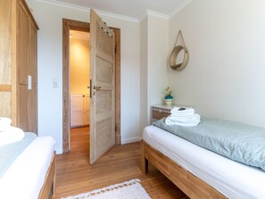 Hus | 2 sovrum och unika möbler