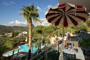 Apartment | Pool | Outdoor pool