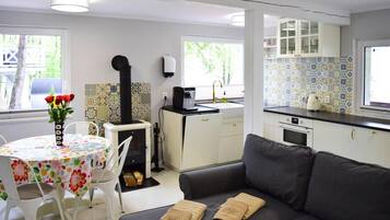 Ferienhaus | Eigene Küche | Herdplatte, Hochstuhl