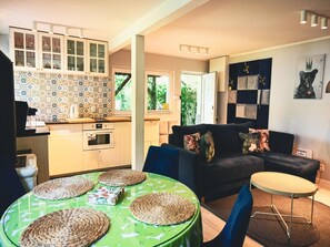 House | Living room - Holiday Home Right on the Lake, Sauna, Jacuzzi (gmina Stężyca)