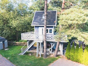 House | Exterior - Holiday Home Right on the Lake, Sauna, Jacuzzi (gmina Stężyca)