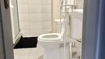 Luxury Apartment, Balcony, City View | Bathroom | Free toiletries, slippers, towels, soap