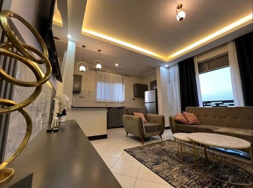 LivLuxe Apartments 7