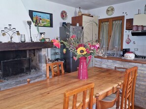 House | Dining