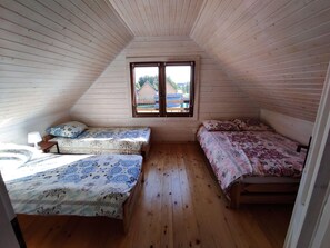 3 bedrooms, bed sheets