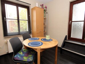 Apartment | Dining - Zentrumsnahe Ferienwohnung in Lage-ex TUI (Lage)