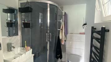 House | Bathroom