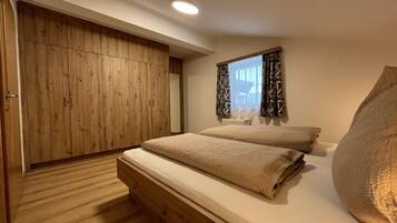 Departamento | 2 habitaciones, muebles diferentes y ropa de cama