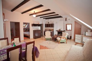 Fireplace - Apartment in Rowy Near Sandy Beach (Ustka)