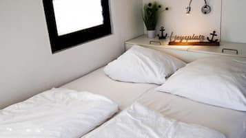 Mobile Unterkunft | 2 Schlafzimmer, individuell eingerichtet