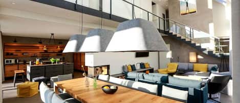 House | Dining