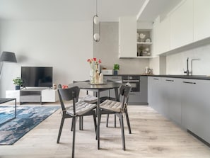 Apartment | Private kitchen | Electric kettle, toaster, high chair - Apartment in Niechorze by Baltic Beach (Rewal)