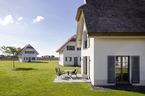 House | Exterior - Reetdachhaus in Dranske (Dranske)