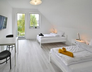 Villa | 5 bedrooms, individually furnished, bed sheets