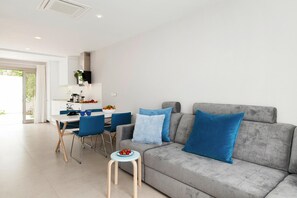 Dining - Holiday Flat With sea View in Maspalomas (San Bartolomé de Tirajana)