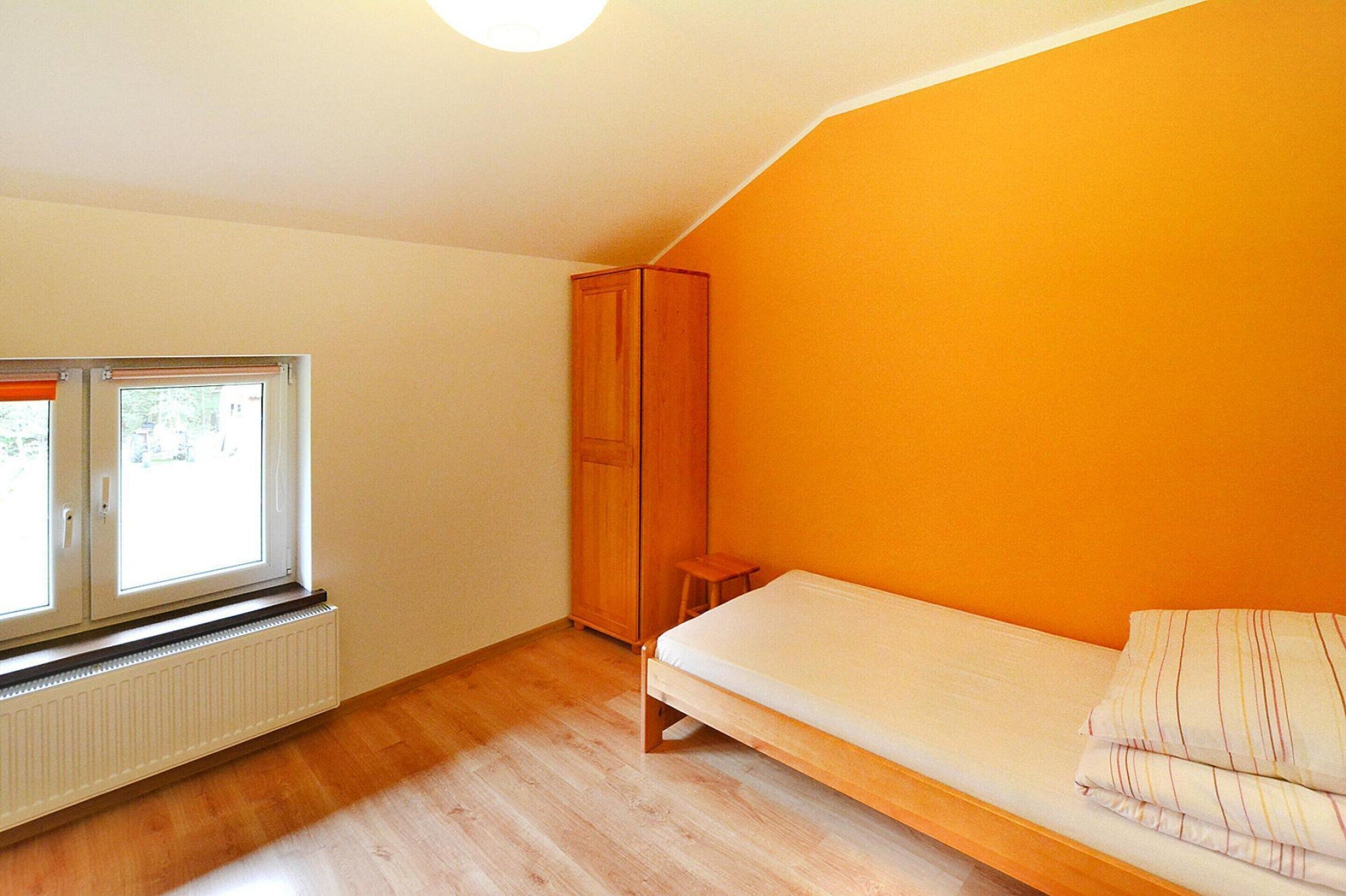 Apartment | 6 bedrooms, individually furnished, bed sheets