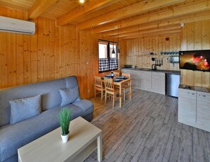 House | Living room - Holiday Home in Sianozety Near the Beach (Ustronie Morskie)