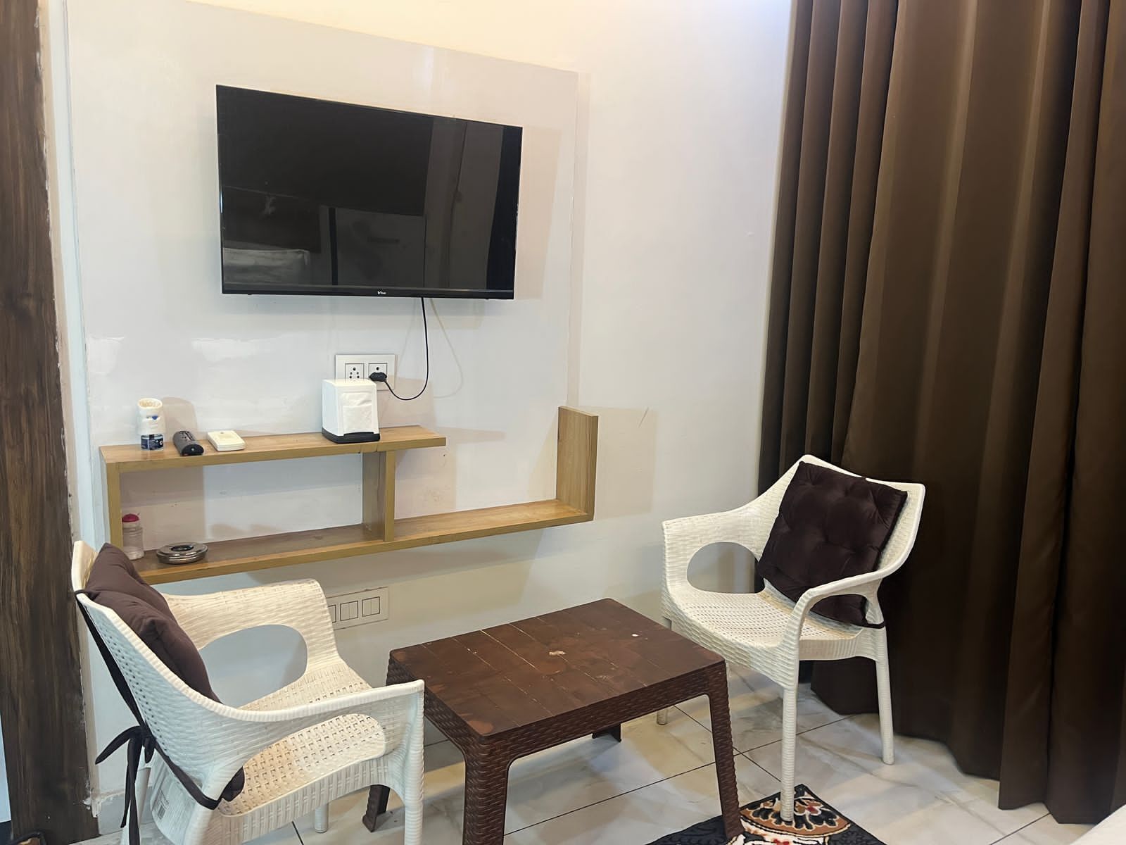 Deluxe Double Room | Room amenity