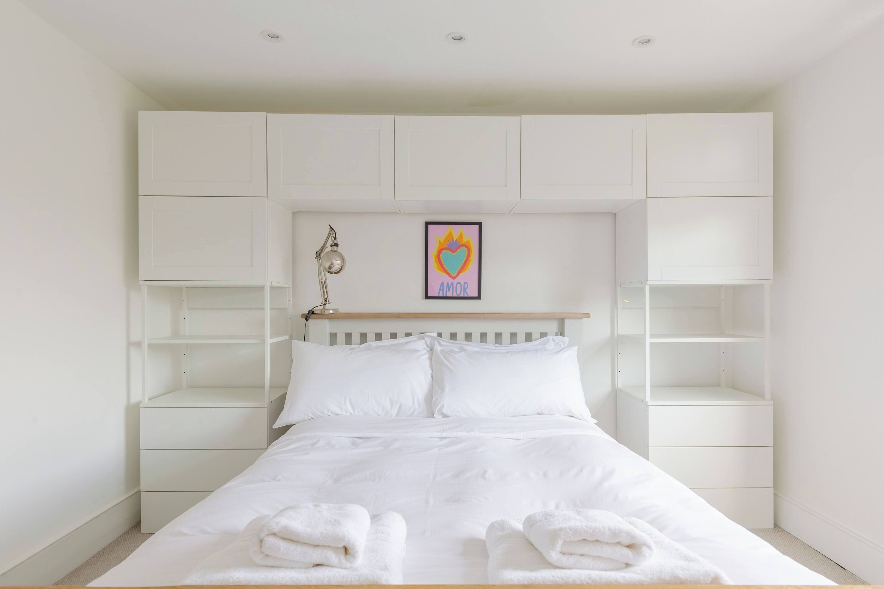 1 chambre, fer et planche à repasser, Wi-Fi, draps fournis