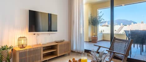 Apartment | Living room