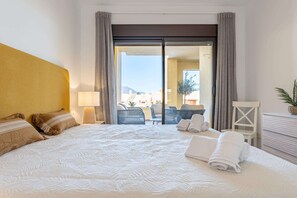 2 bedrooms - Cosy Apartment in Manilva With Shared Pool (Manilva)