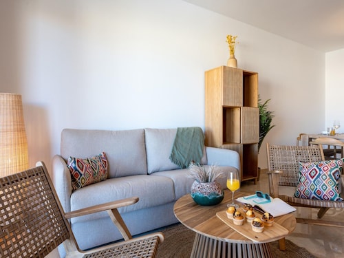 Cosy Apartment in Manilva With Shared Pool